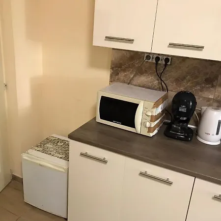 Roland Apartmant Zuglo Daire *