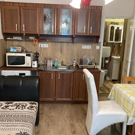 Roland Apartmant Zuglo 公寓 布达佩斯