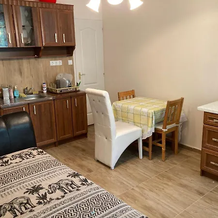 Roland Apartmant Zuglo