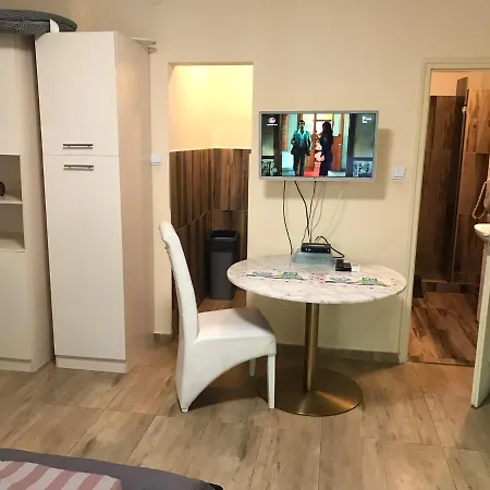 Roland Apartmant Zuglo *