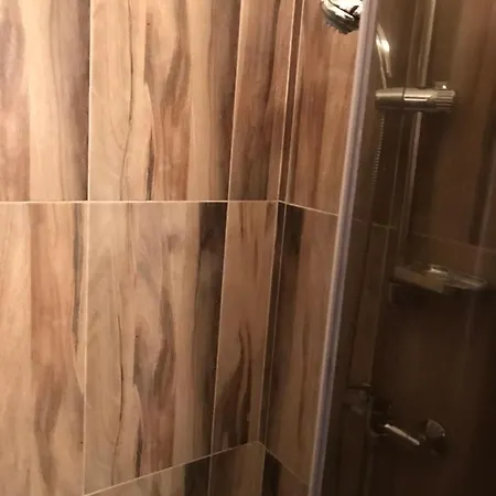 公寓 Roland Apartmant Zuglo